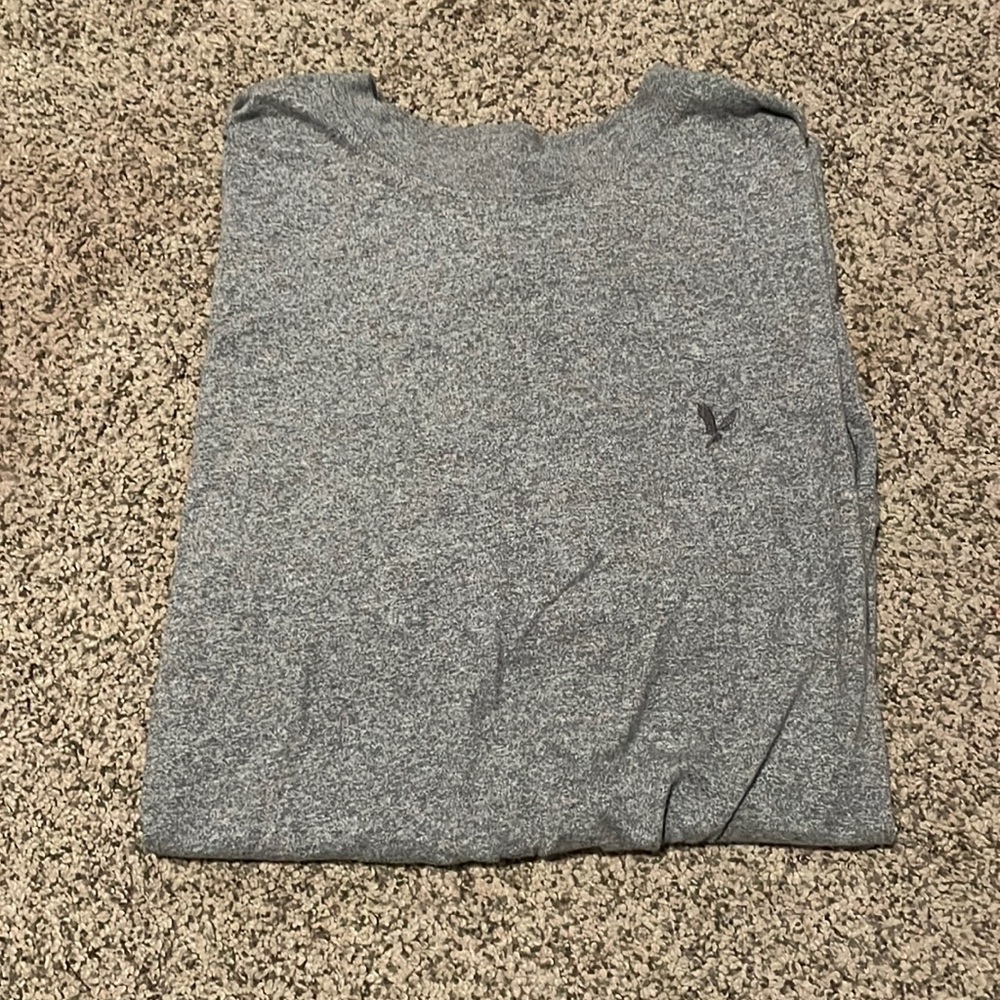 Short Sleeve AE gray shirt